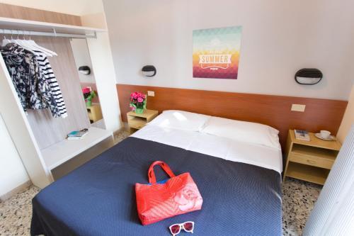 Byron Solo Per Giovani Hotel