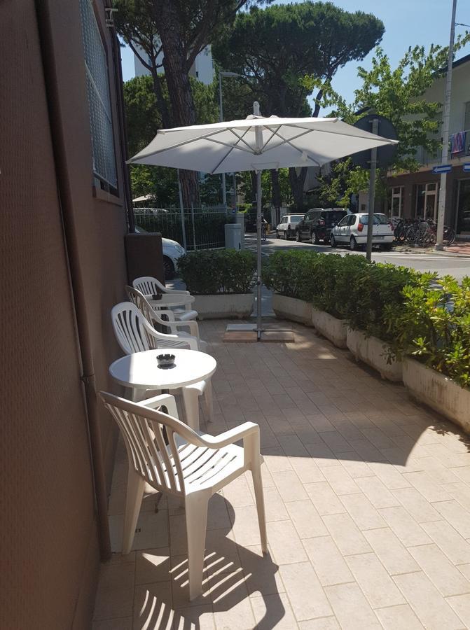 Hotel Byron Solo Per Giovani 2*